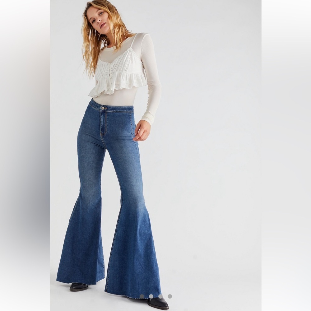 Free People Float On Flare in Waterfall Wide Leg Jeans Sz 27 **see description